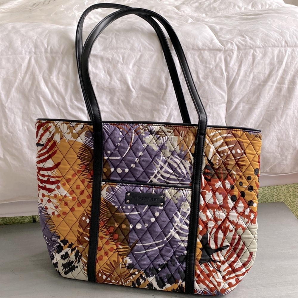 NWT- Vera Bradley Small Trimmed Tote